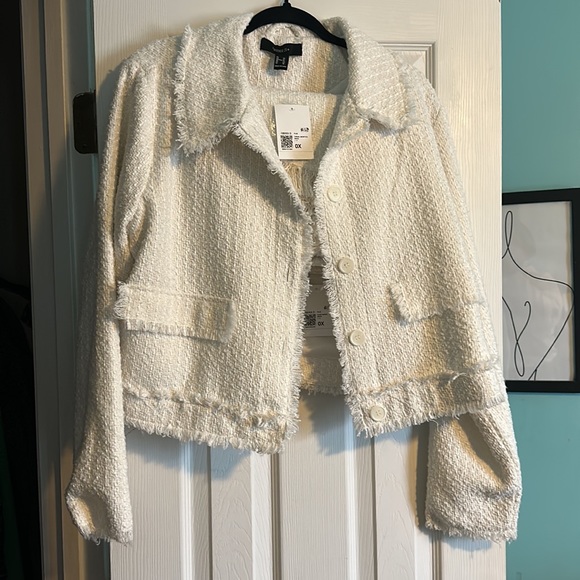 COMPLETE SET ⭐️ White Tweed Short and Jacket Set/Co-ord - Picture 5 of 6